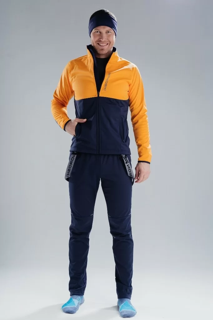 Реальное фото Куртка разминочная Nordski Premium Orange/Blueberry NSM443257 от магазина СпортСЕ