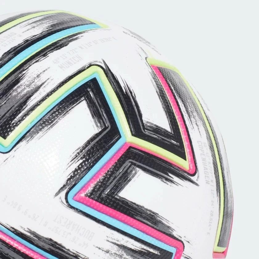 Реальное фото Мяч футбольный Adidas Uniforia Pro №5 FH7362 от магазина СпортСЕ