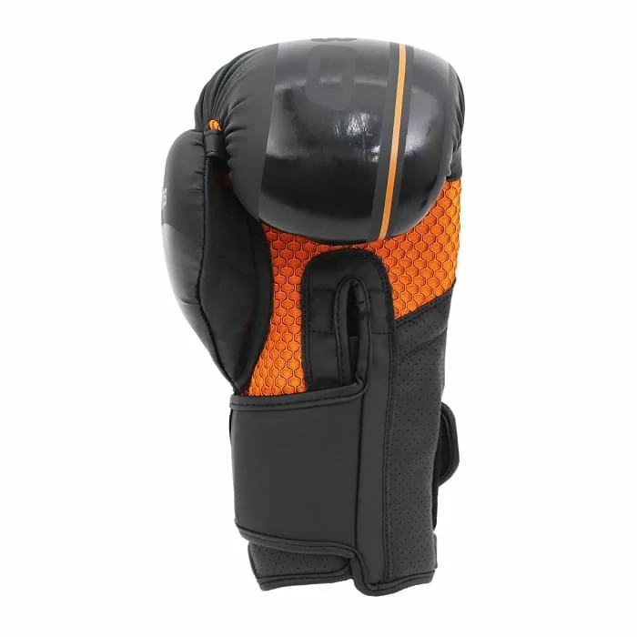 Реальное фото Перчатки боксерские BoyBo B-Series флекс оранжевые BBG400 от магазина СпортСЕ